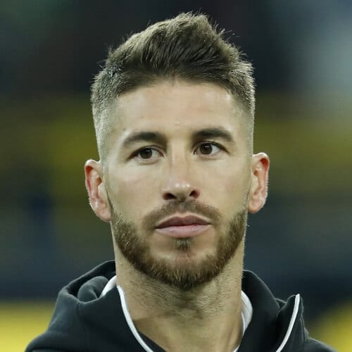 Coupe de cheveux Sergio Ramos Faux Faucon