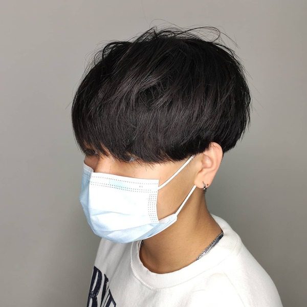 Full Down Slightly Mess Eboy Haircut - a man wearing surgical mask.
