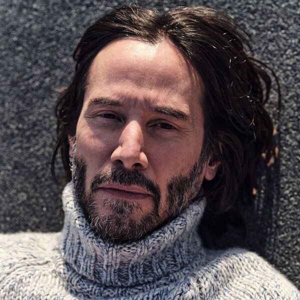 Keanu Reeves Hairstyle Neck Length Bob Wavy Haircut - wearing knitted turtle neck top